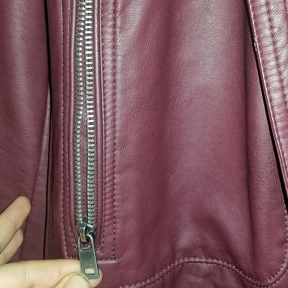 Guess detachable hoodie jacket - Picture 9 of 12